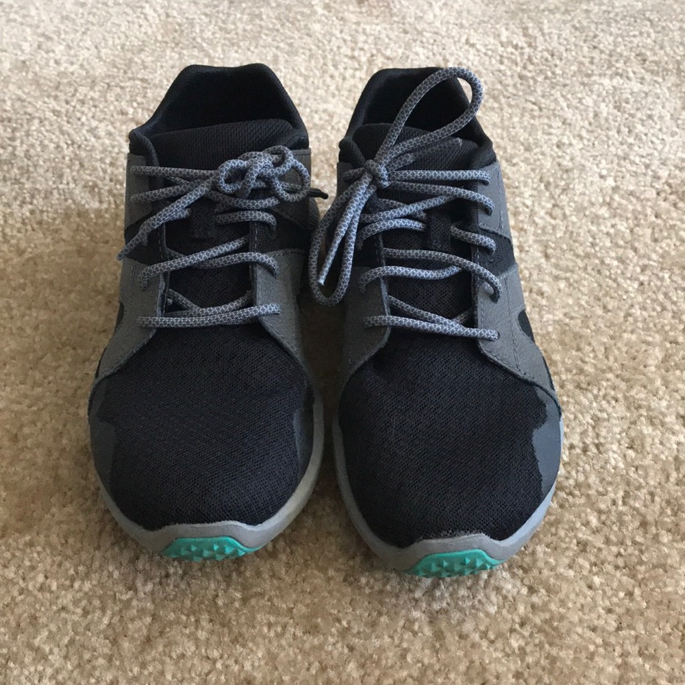 Women’s Merrell casual shoes